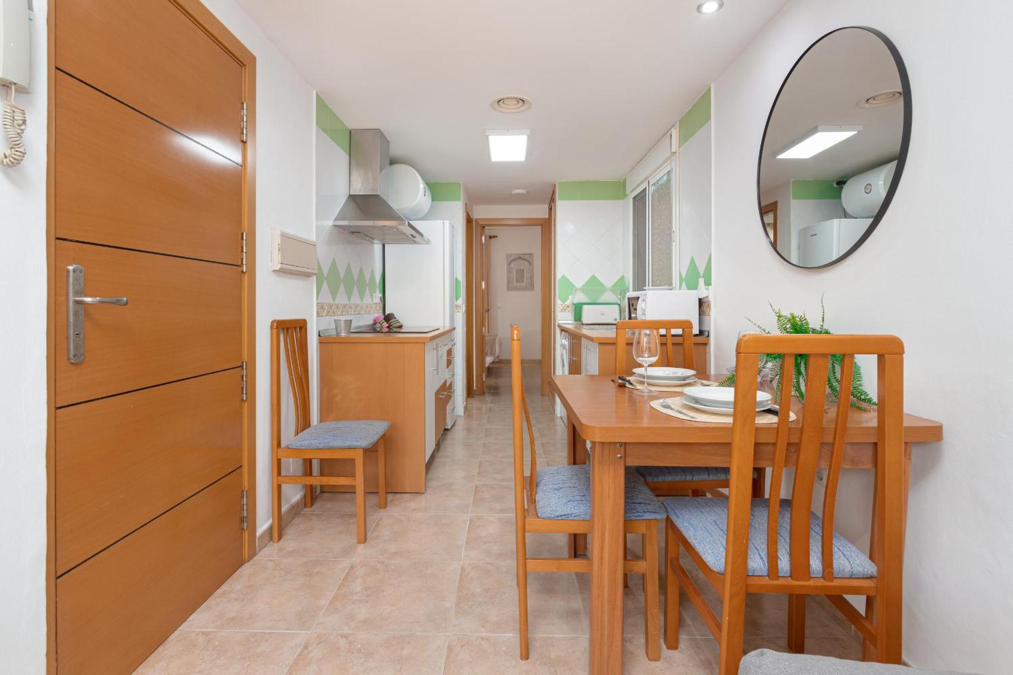 Apartamento C55 Cosy Close To The *